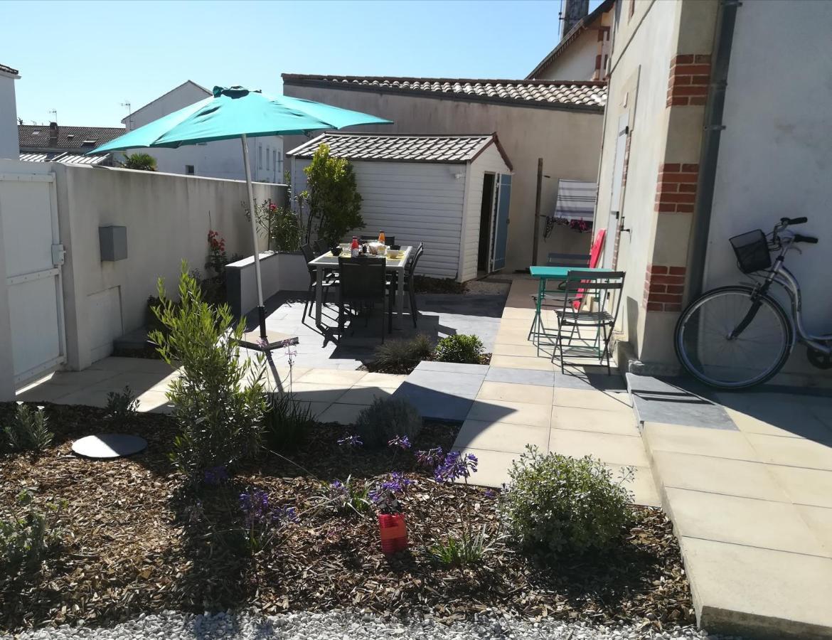 Gite Les Balises- Babord-Maisons De Bord De Mer Avec Spa -Saint Gilles Croix De Vie - 27 Avenue Notre Dame Luaran gambar